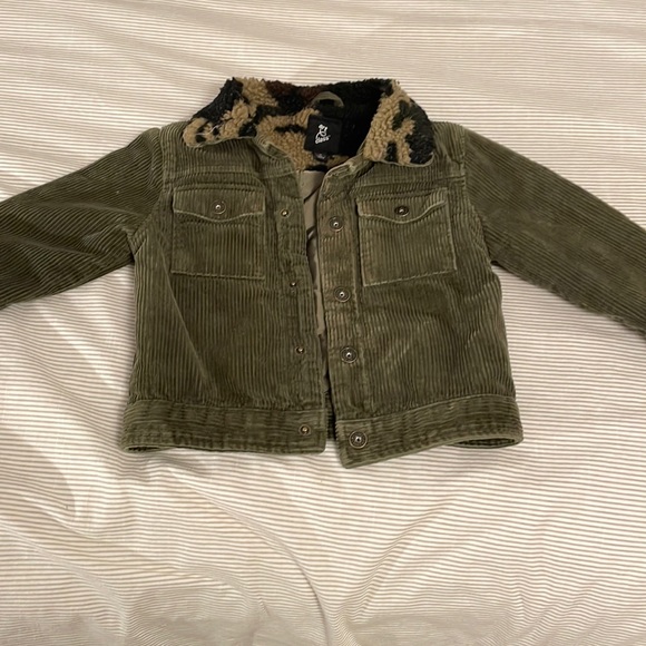 Green corduroy boys camo jacket . Size 3T - Picture 1 of 3